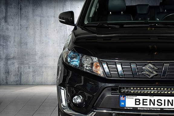 Suzuki Vitara 3 of 5