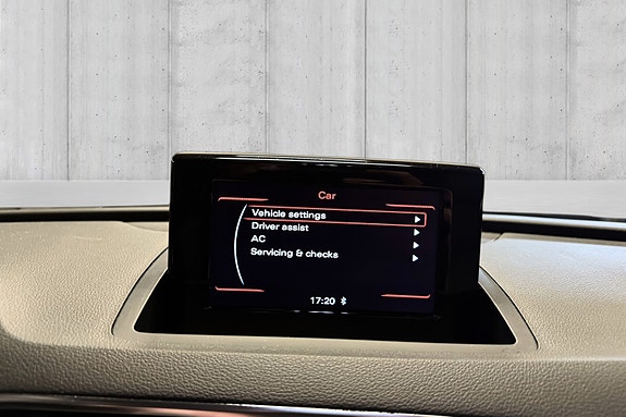 Audi Q3 21 of 28