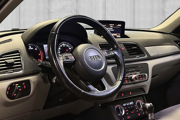 Audi Q3 11 of 28