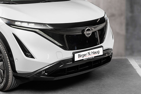 Nissan Ariya 3 of 5