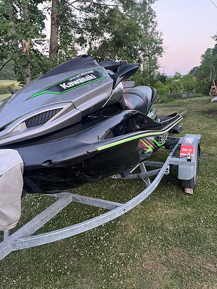 Kawasaki ultra 310x 2 of 10