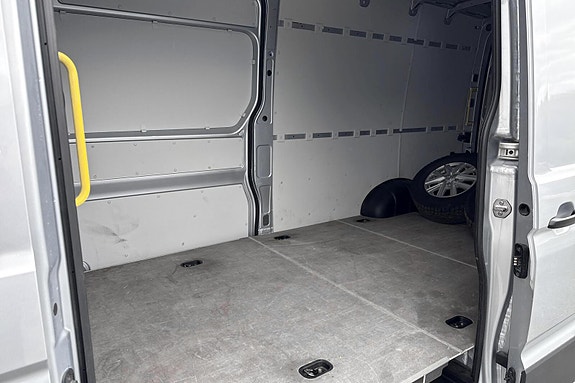 Volkswagen Crafter 17 of 25