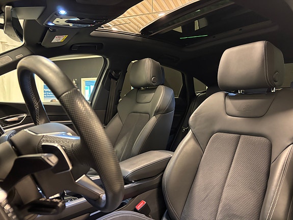 Audi Q8 e-tron 11 of 28