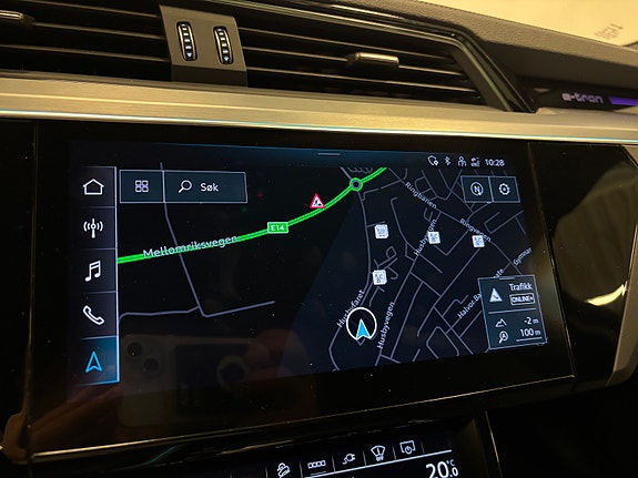 Audi Q8 e-tron 22 of 28