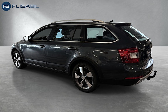 Skoda Octavia 4 of 5