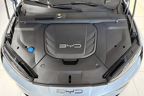 BYD Seal 28 of 29