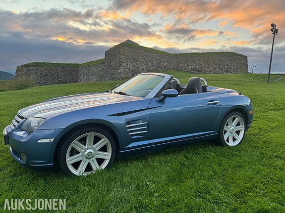 Chrysler Crossfire 2 of 23