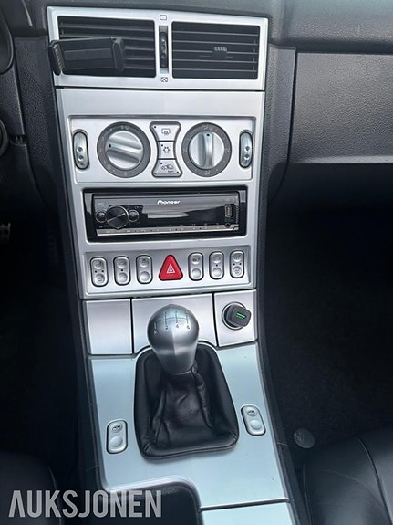 Chrysler Crossfire 21 of 23