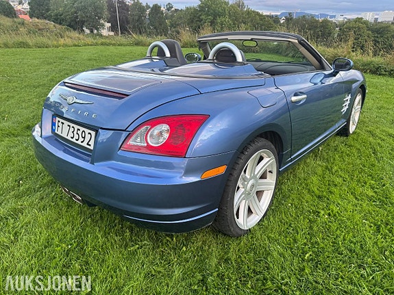 Chrysler Crossfire 7 of 23