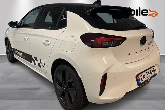 Opel Corsa 21 of 24