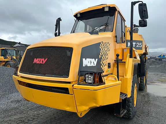 Moxy MOXY MT25 HIGHLINE 6X6 SENTRALSMØRING, VARME I KASSE, HVITE SKILTER, SERTIFISER. 4 of 14