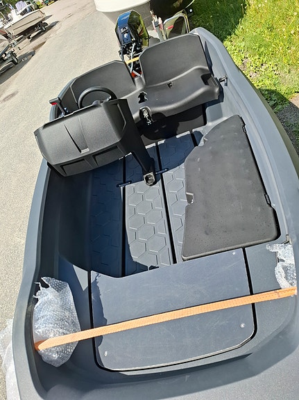 LAGERTØMMING Pioner GO m/Mercury F10EL (15/20) til knallpris. Sjekk fargene! 7 of 11