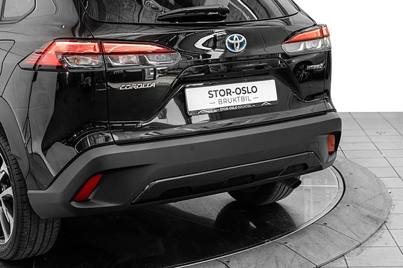 Toyota Corolla Cross 6 of 24