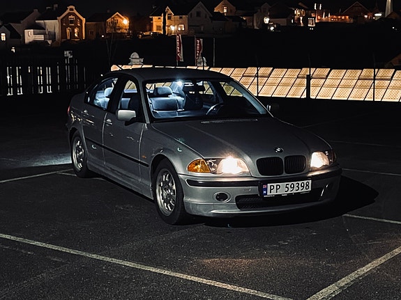 BMW 2 of 5