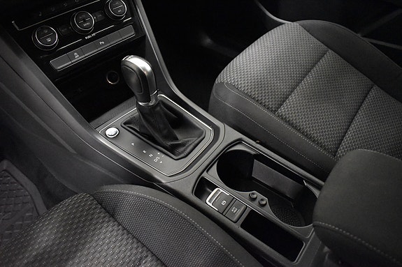 Volkswagen Touran 16 of 29