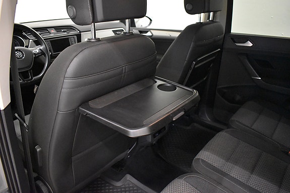 Volkswagen Touran 22 of 29