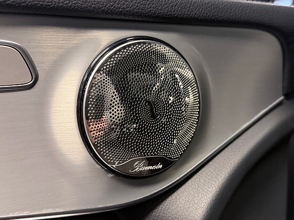 Mercedes-Benz GLC220 d 29 of 30