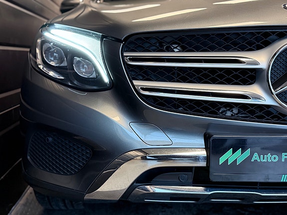 Mercedes-Benz GLC220 d 30 of 30