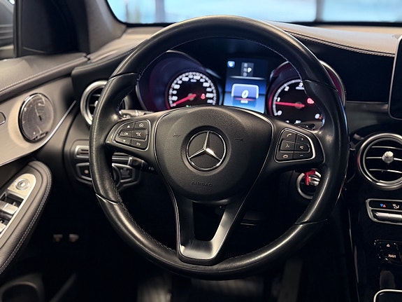 Mercedes-Benz GLC220 d 22 of 30