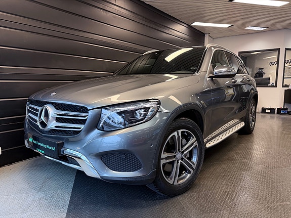 Mercedes-Benz GLC220 d 3 of 30