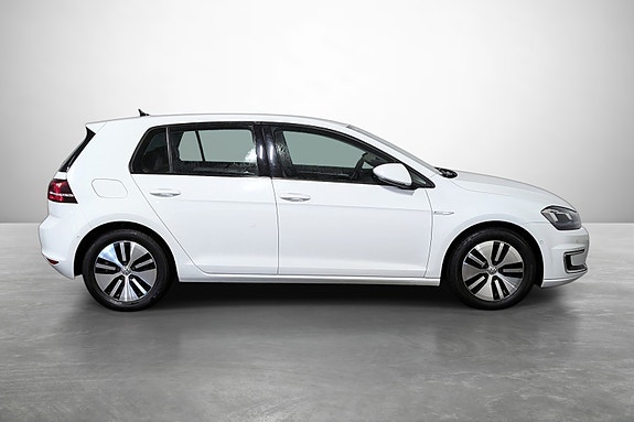 Volkswagen e-Golf VII 5 of 5