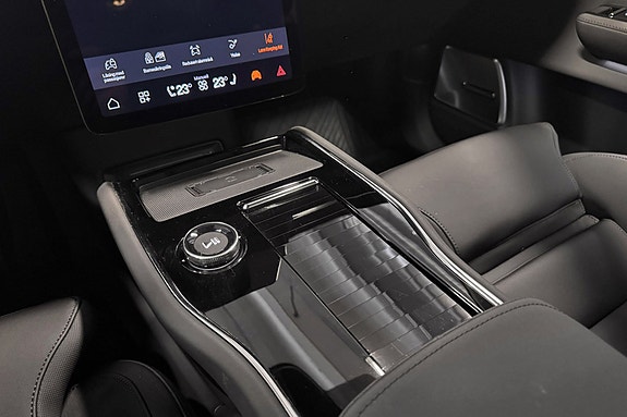 Polestar 3 5 of 5