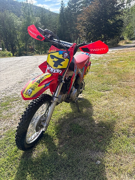 Honda CRF 110 2 of 6