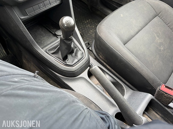 Volkswagen Caddy 16 of 22