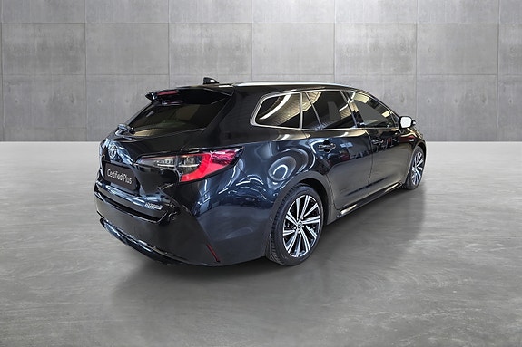 Toyota Corolla 5 of 5