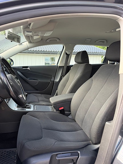 Volkswagen Passat 5 of 5