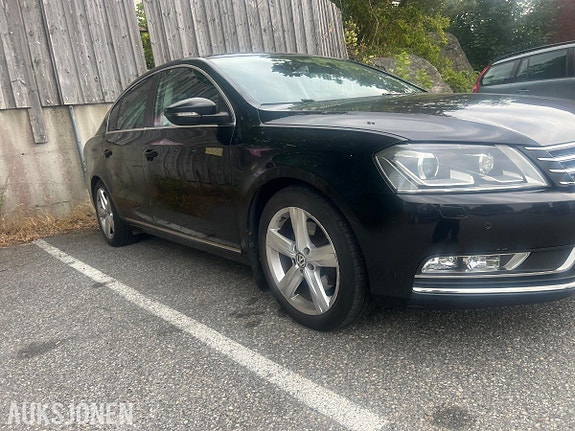 Volkswagen Passat 3 of 5