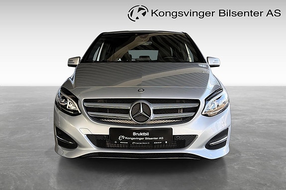 Mercedes-Benz B180 2 of 27