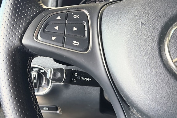Mercedes-Benz B180 16 of 27