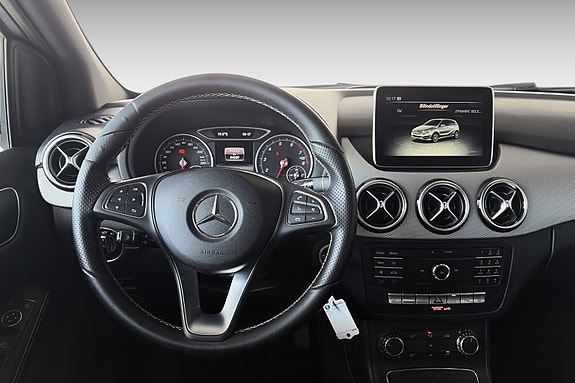 Mercedes-Benz B180 15 of 27
