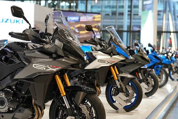 Suzuki GSX-S1000GX KAMPANJE Svart/grå 4 of 12