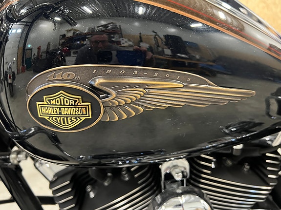 Harley-Davidson FLHR Anniversary Road King 15 of 30