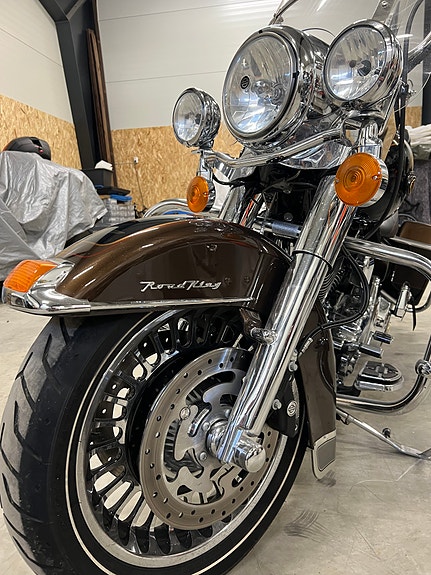 Harley-Davidson FLHR Anniversary Road King 10 of 30
