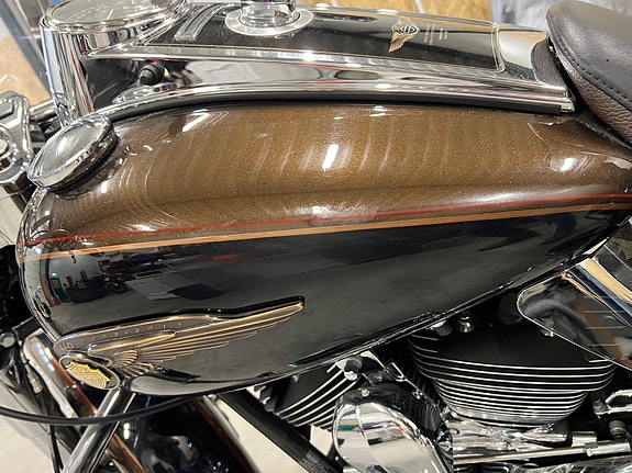 Harley-Davidson FLHR Anniversary Road King 16 of 30