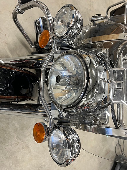 Harley-Davidson FLHR Anniversary Road King 11 of 30