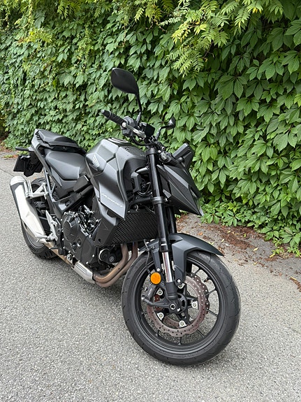 Honda CB 750 Hornet 5 of 10