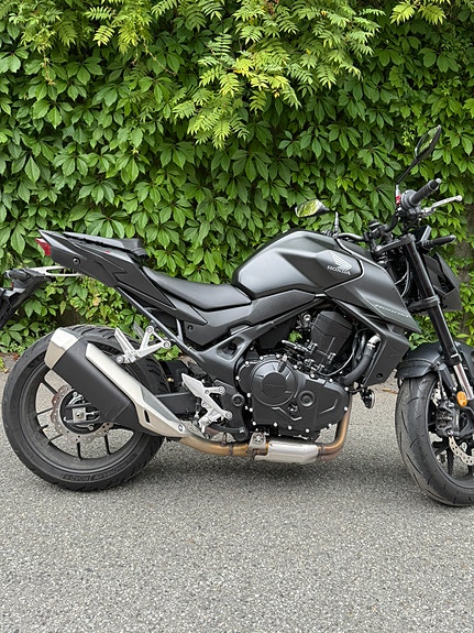 Honda CB 750 Hornet 4 of 10