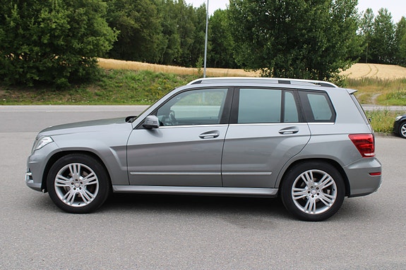 Mercedes-Benz GLK220 21 of 30