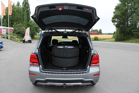 Mercedes-Benz GLK220 15 of 30