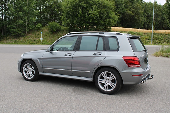 Mercedes-Benz GLK220 20 of 30