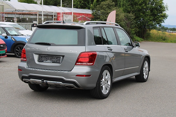 Mercedes-Benz GLK220 6 of 30