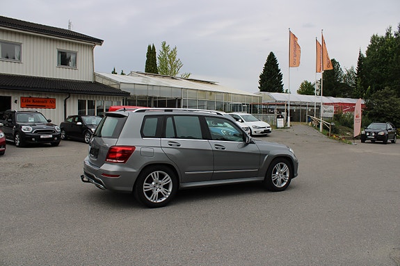 Mercedes-Benz GLK220 5 of 30