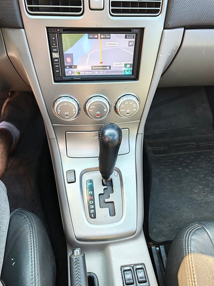 Subaru Forester 10 of 18