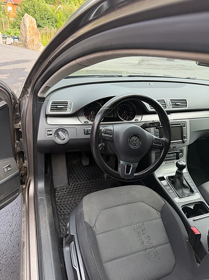 Volkswagen Passat 5 of 5