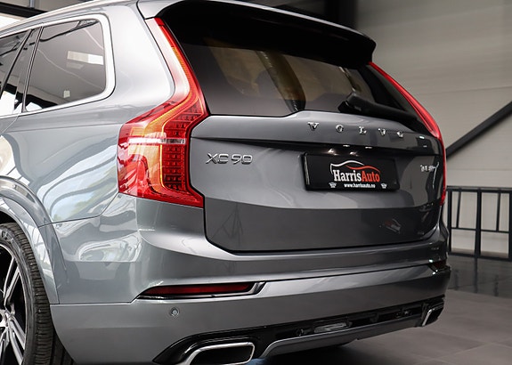Volvo XC90 13 of 30
