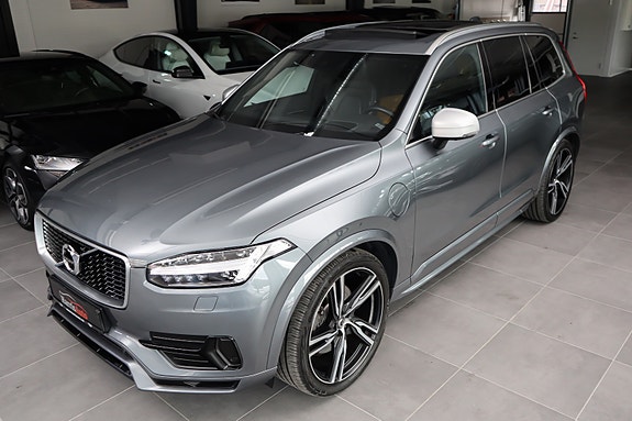 Volvo XC90 12 of 30